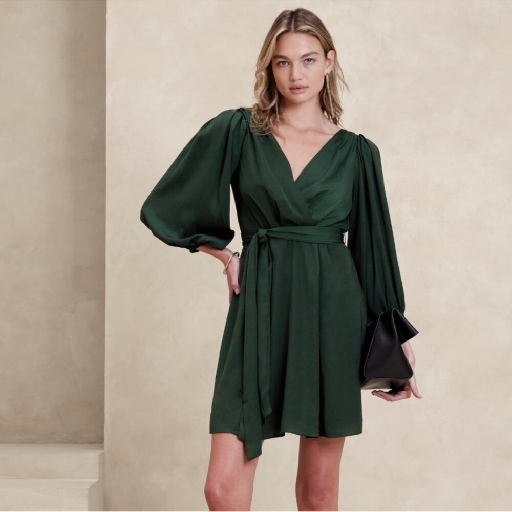 Banana Republic Dress Women’s Size 10 Mini Blouson Emerald Hunter Dark Green B15